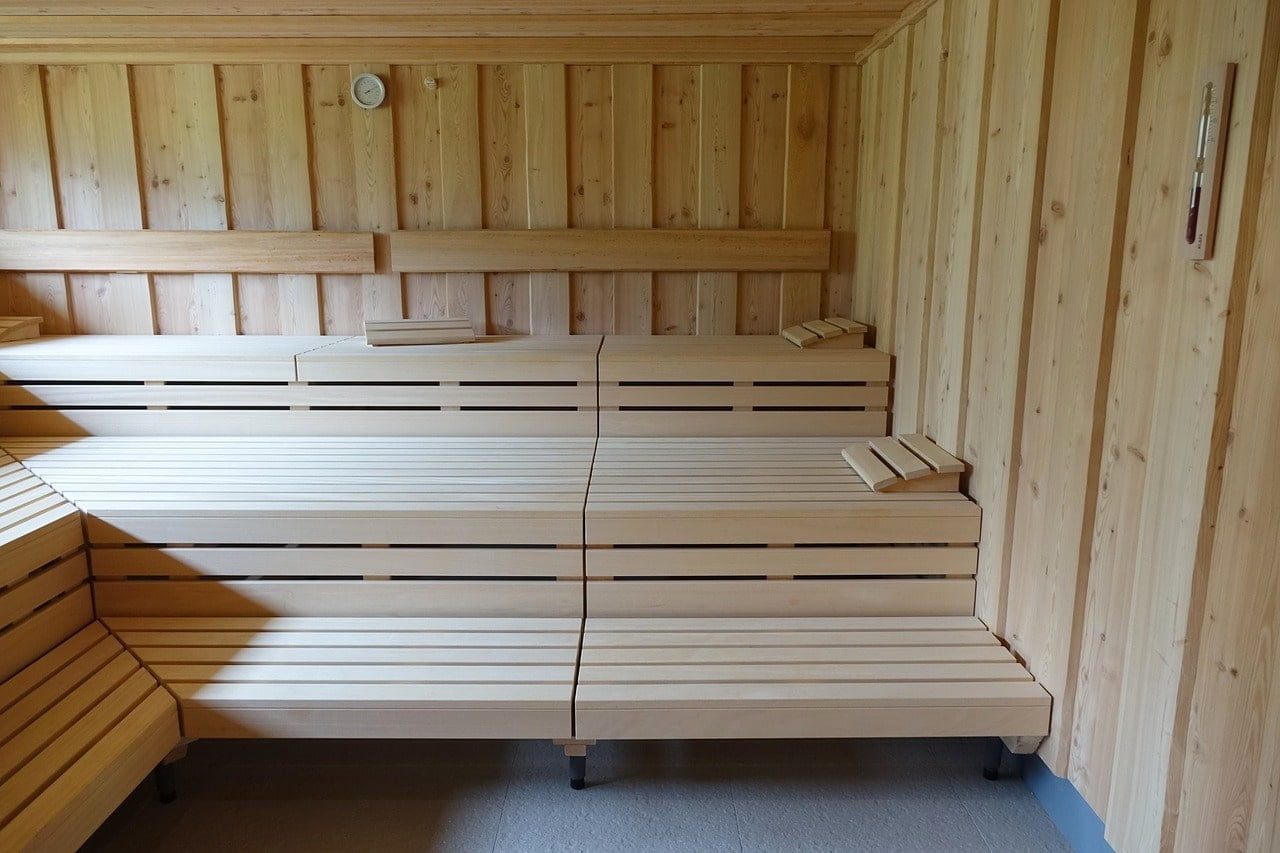 Do Saunas Help With Weight Loss? Let's Look at the Science